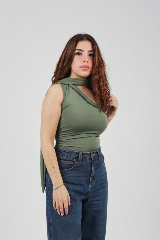 ELARA - Top In Olive Green